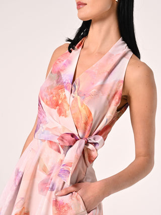 Mehrfarbiges Kleid mit abstraktem Muster
