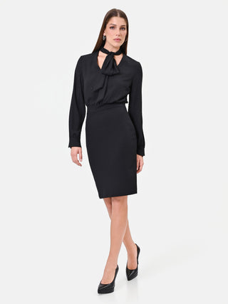 Einfarbiges Kleid