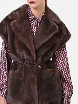 Gilet smanicato cioccolato effetto pelliccia