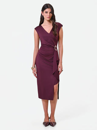 Abito midi drappeggiato bordeaux con fibbia
