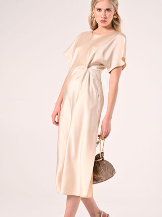 Robe à nœud beige en satin