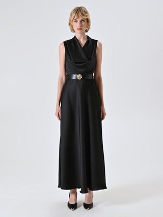 Abito Lungo in Raso Nero con Cintura Design