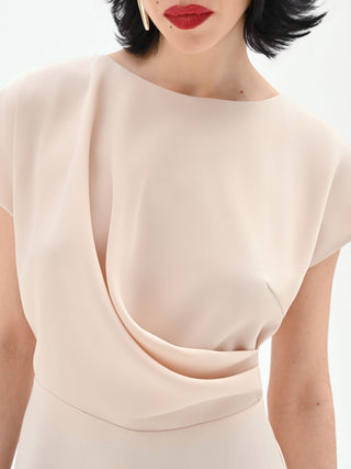Hellbeige Bluse mit asymmetrischer Drapierung