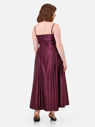 Abito Curvy bordeaux rosso in raso