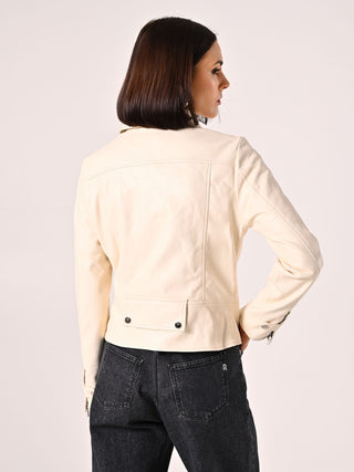 Jacke mit Lederoptik in Weiß
