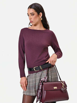 Maglia in viscosa bordeaux con scollo a barchetta