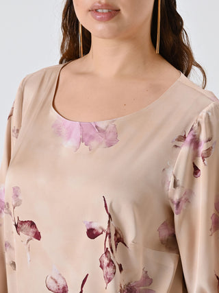 Curvy Floral Blouse