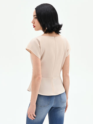 Hellbeige Bluse mit asymmetrischer Drapierung