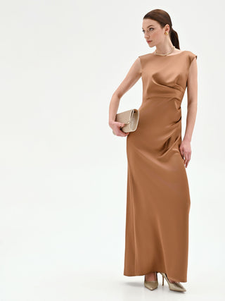 Langes bronzefarbenes Kleid mit asymmetrischer Drapierung