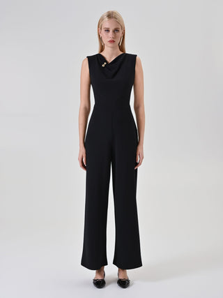 Schwarzer Palazzo-Jumpsuit mit Schmuckdetail