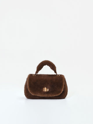 Borsa a mano in eco pelliccia color cioccolato