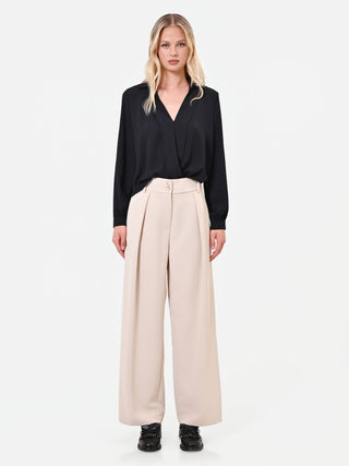 Pantalone palazzo tortora beige con pinces frontali