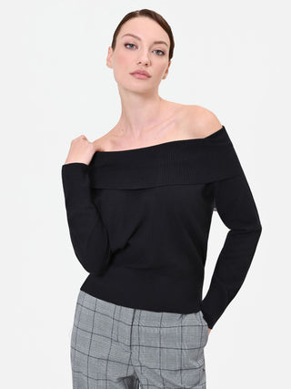 Maglione nero scollato in viscosa in misto viscosa