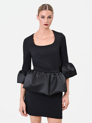 Blusa in misto viscosa nera con volant in raso
