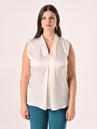 Curvy-Bluse aus Satin in Weiß