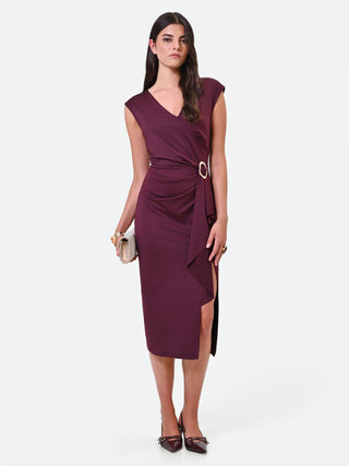 Abito midi drappeggiato bordeaux con fibbia