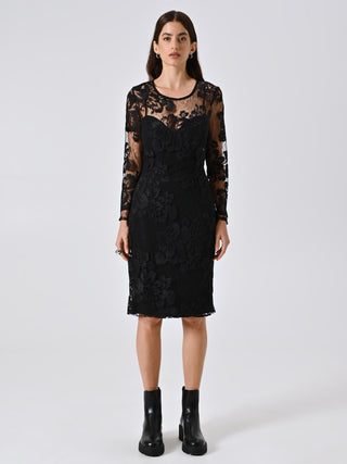 Tubino in Pizzo Nero con Profili Bustier
