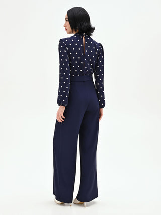 Blauer Jumpsuit mit Polka-Dot-Oberteil und Schluppenkragen